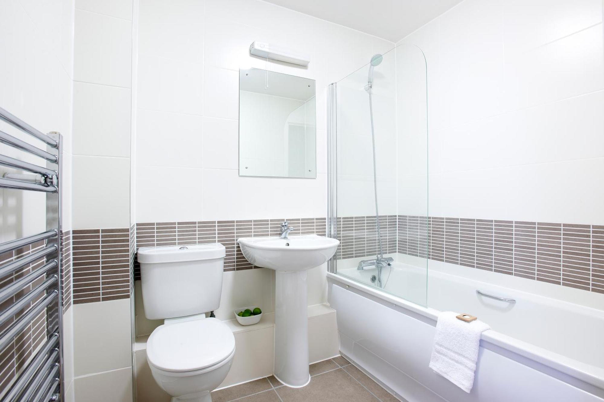 Watford Centre - Luxury Penthouse Apartment Exterior photo